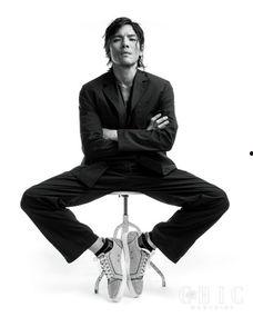 向佐最新爆料图片,独家揭秘幕后故事  第2张